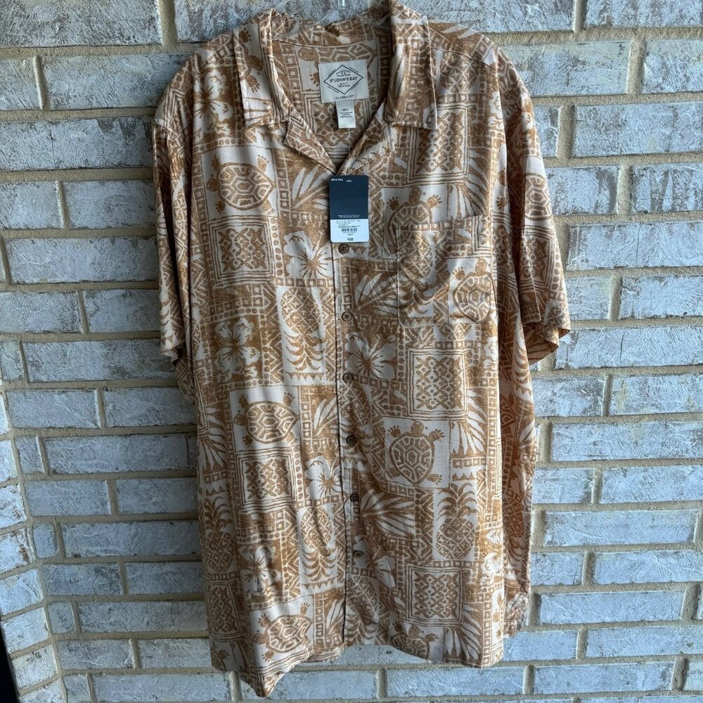 St. John's Bay Short Sleeve Hawaiian Shirt Men's Size 1XLT.